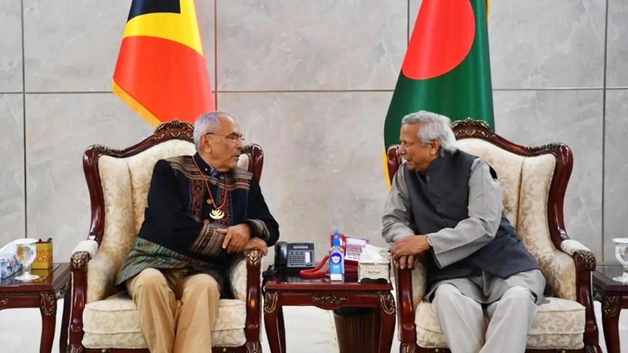 প্রধান উপদেষ্টা ড. মুহাম্মদ ইউনূসের সঙ্গে পূর্ব তিমুরের প্রেসিডেন্ট জোসে রামোস হোর্তার সাক্ষাৎ