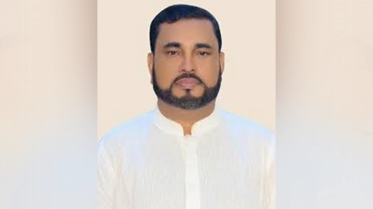 চসিক ৪০নং ওয়ার্ডের সাবেক কাউন্সিলর আবদুল বারেক কোম্পানি। ছবি : কালবেলা