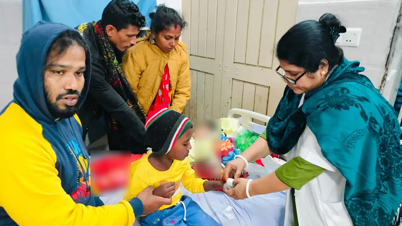 কোটালীপাড়ায় অনুষ্ঠানের বিরিয়ানি খেয়ে দুই শতাধিক শিশু হাসপাতালে