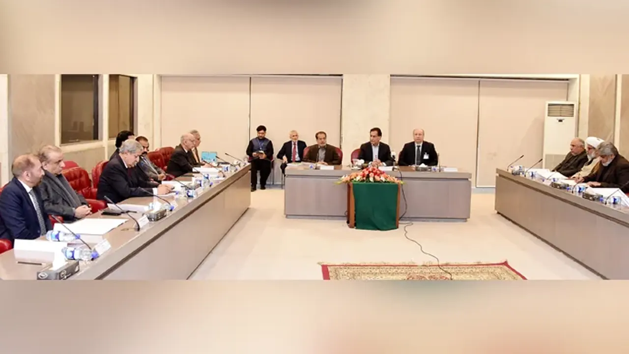 রাজনৈতিক সংকট সমাধানে দেশটির পার্লামেন্ট ভবনে প্রথমবারের মতো এই বৈঠক অনুষ্ঠিত হয়। ছবি : সংগৃহীত