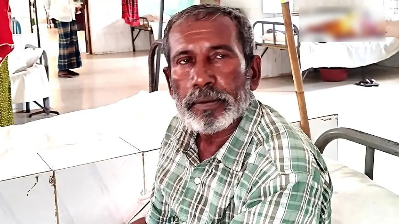 হাসপাতালে চিকিৎসারত বৃদ্ধ ছলেমান। ছবি : কালবেলা