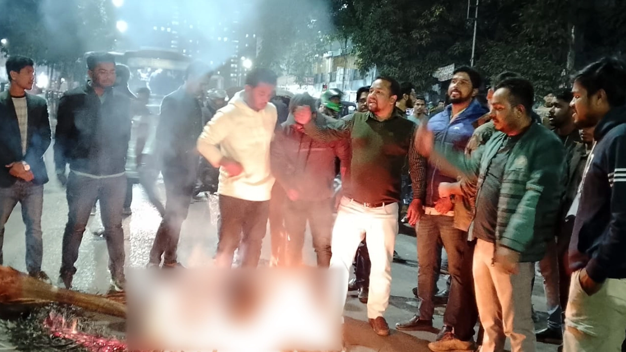 পদবঞ্চিত নেতাকর্মীদের বিক্ষোভ। ছবি : কালবেলা