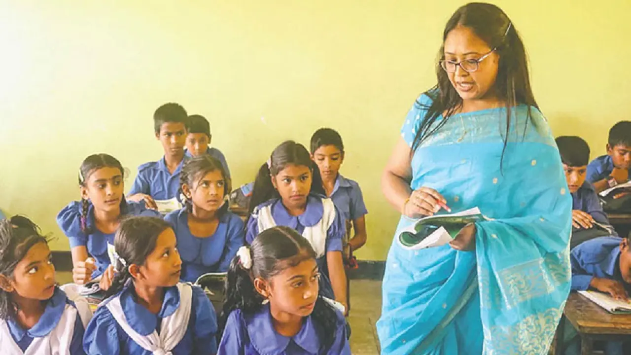 পুরোনো ছবি।