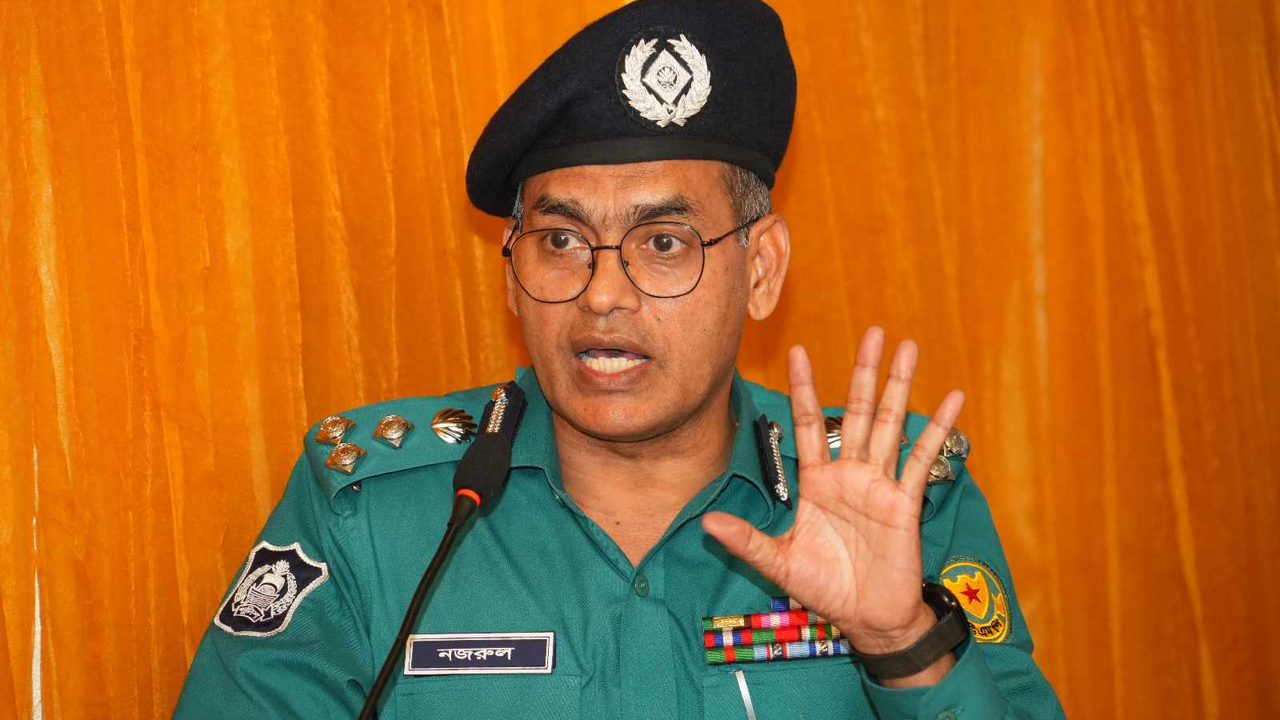 বক্তব্য রাখছেন অতিরিক্ত পুলিশ কমিশনার এসএন মো. নজরুল ইসলাম। ছবি : কালবেলা