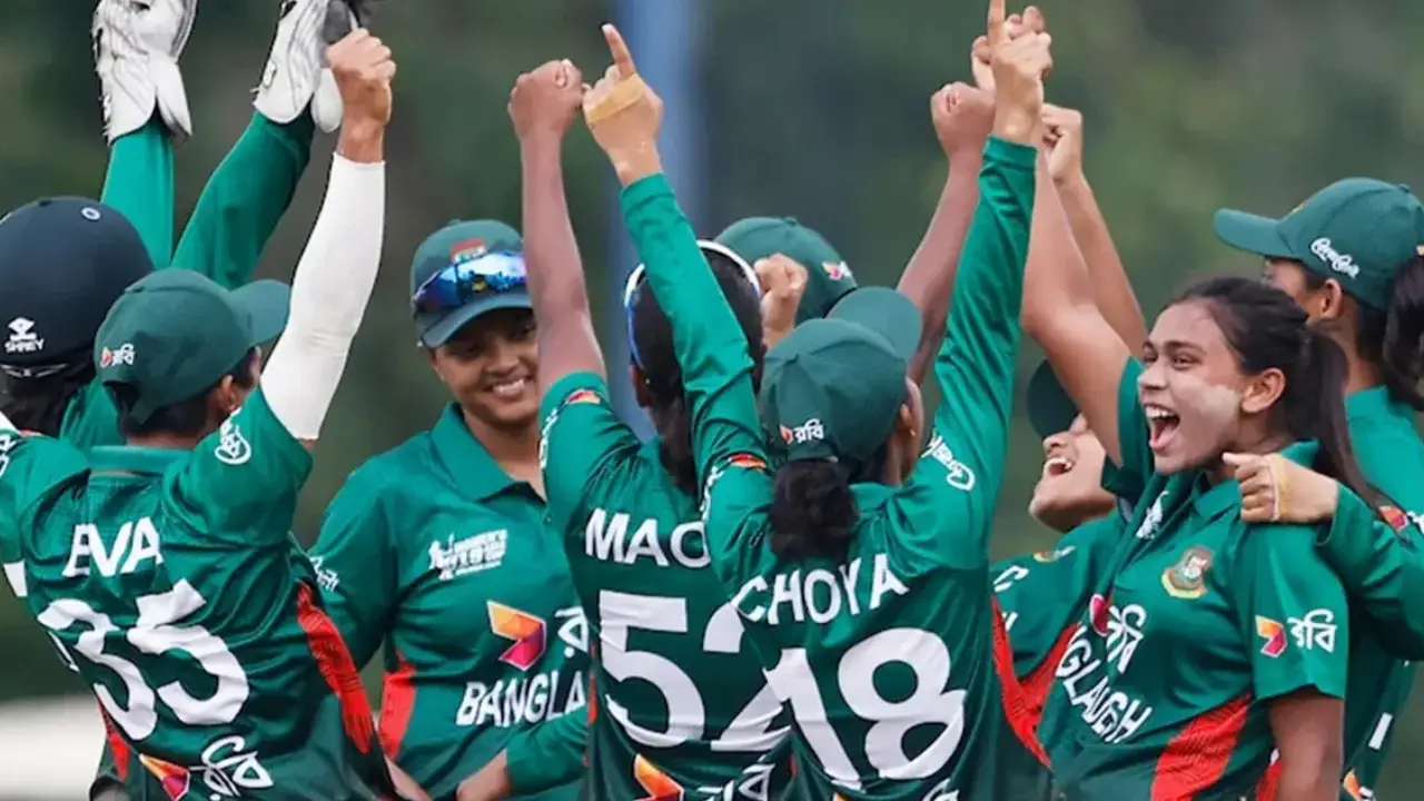 বাংলাদেশ অনূর্ধ্ব -১৯ নারী ক্রিকেট দল । ছবি: সংগৃহীত