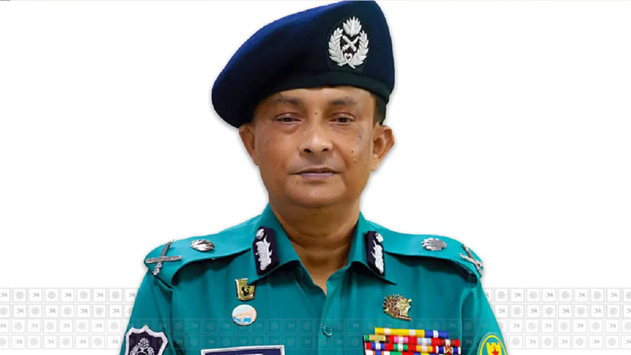 ডিএমপির সাবেক কমিশনার খন্দকার গোলাম ফারুক। ছবি : সংগৃহীত