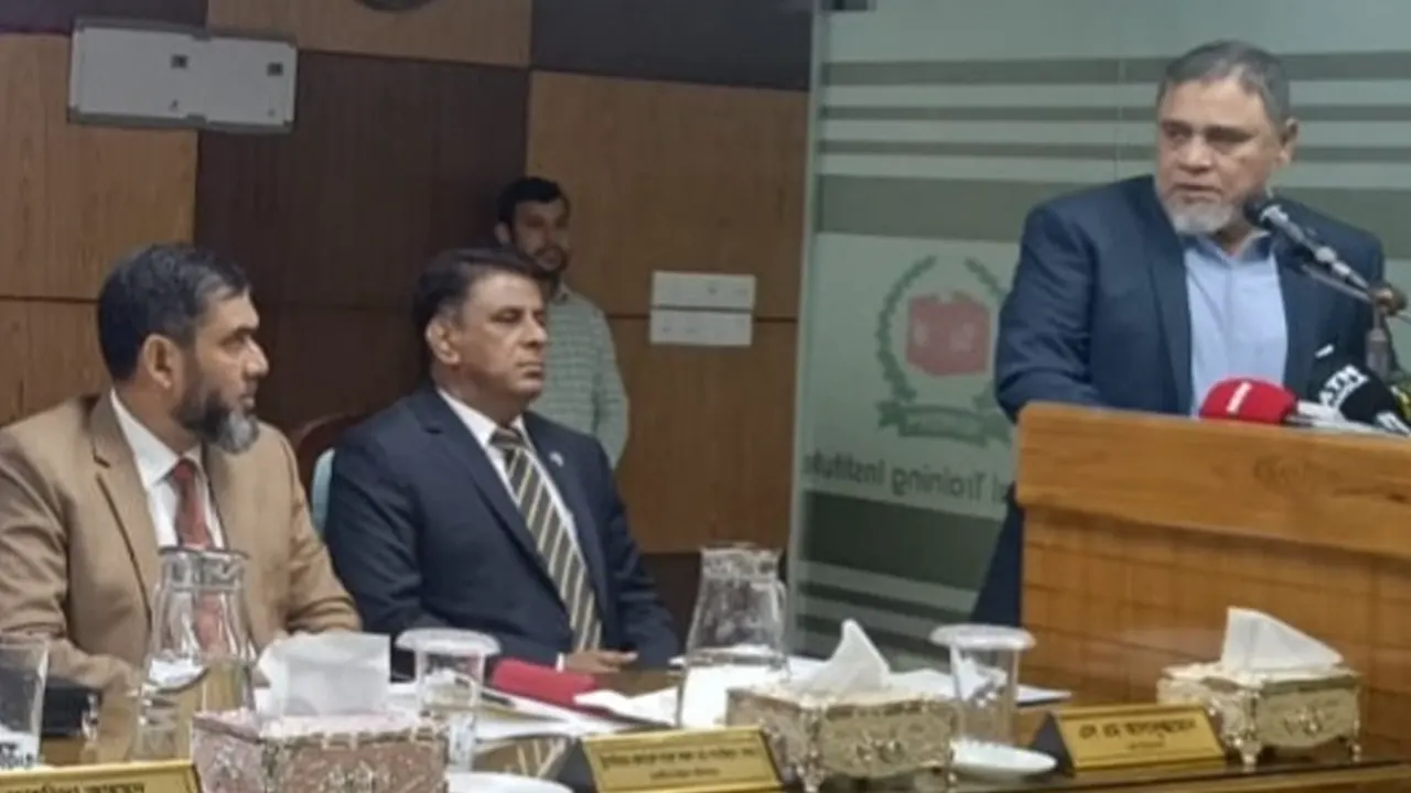 এতদিন মানুষ বঞ্চিত হয়েছে, তাদের ভোটাধিকার ফেরাতে চাই : সিইসি