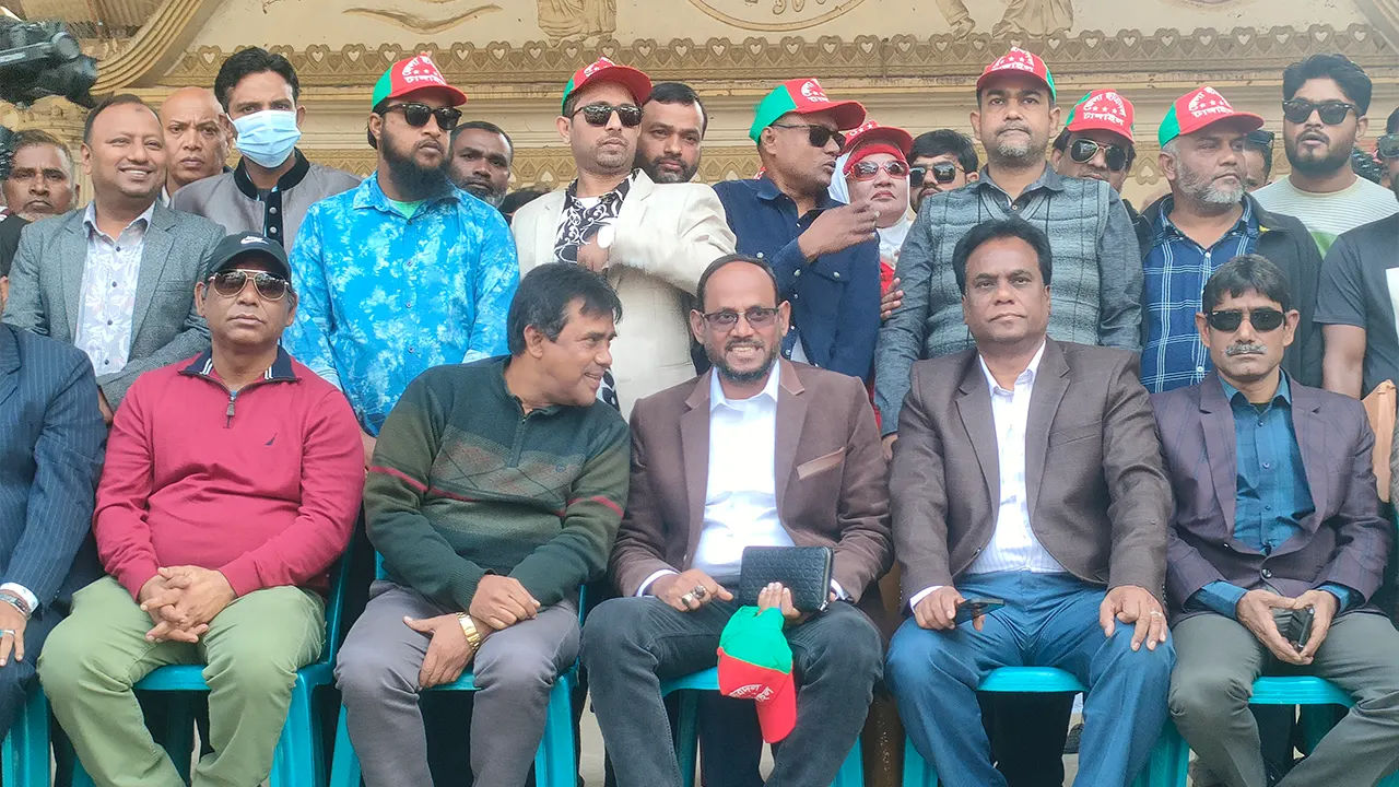 জেলা ছাত্রদলের আয়োজনে শোভাযাত্রা ও আলোচনা সভায় সুলতান সালাউদ্দিন টুকু। ছবি : কালবেলা