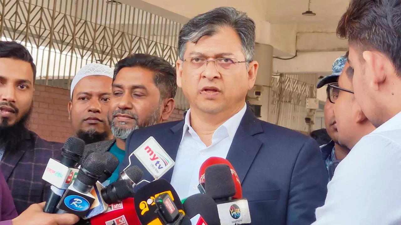 বিএনপির স্থায়ী কমিটির সদস্য সালাহউদ্দিন আহমেদ। ছবি : কালবেলা