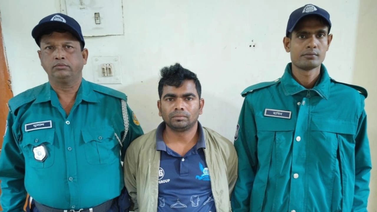 হত্যা মামলায় গ্রেপ্তার যুবলীগ নেতা মো. এরশাদ আলম। ছবি : কালবেলা
