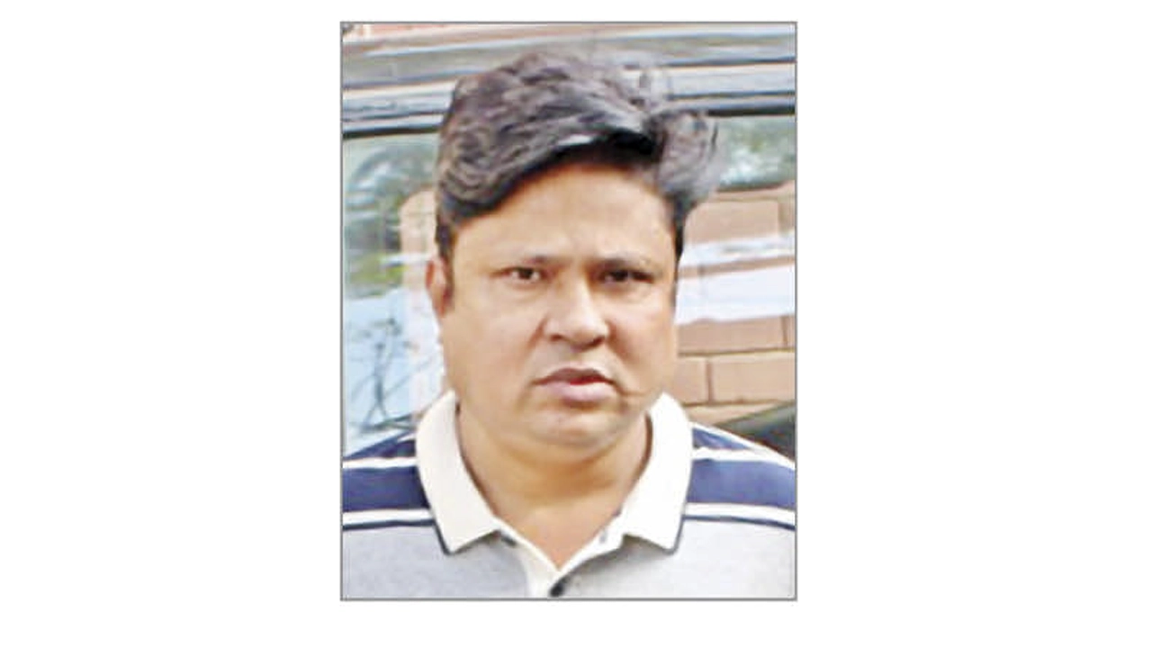 রাজধানীর মোহাম্মদপুরের জেনেভা ক্যাম্পের কুখ্যাত মাদক কারবারি সেলিম আশরাফী ওরফে চুয়া সেলিম। ছবি : সংগৃহীত