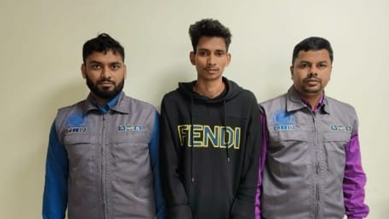 গ্রেপ্তার যুবক মোহাম্মদ জাবেদ ওমর। ছবি : সংগৃহীত