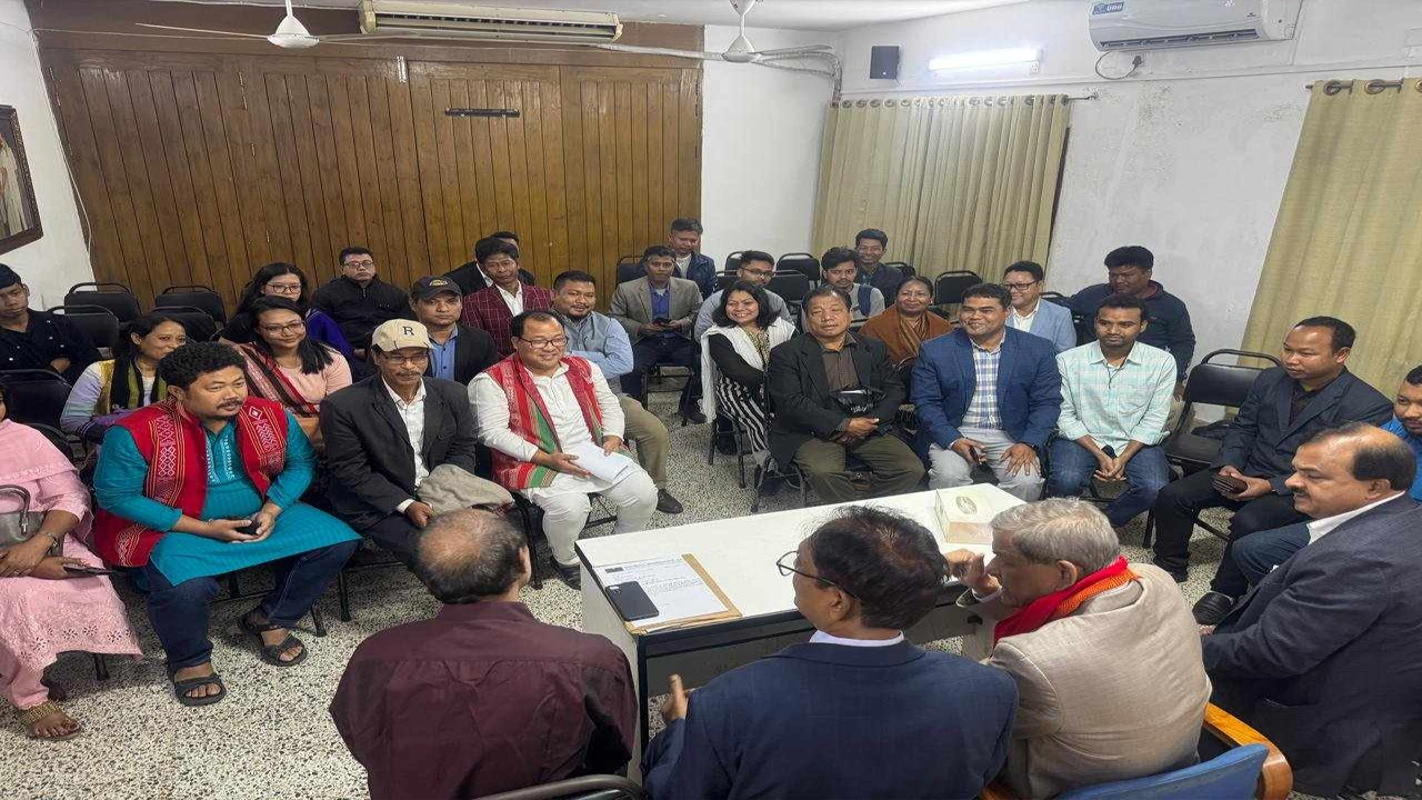 মতবিনিময় সভা। ছবি : কালবেলা