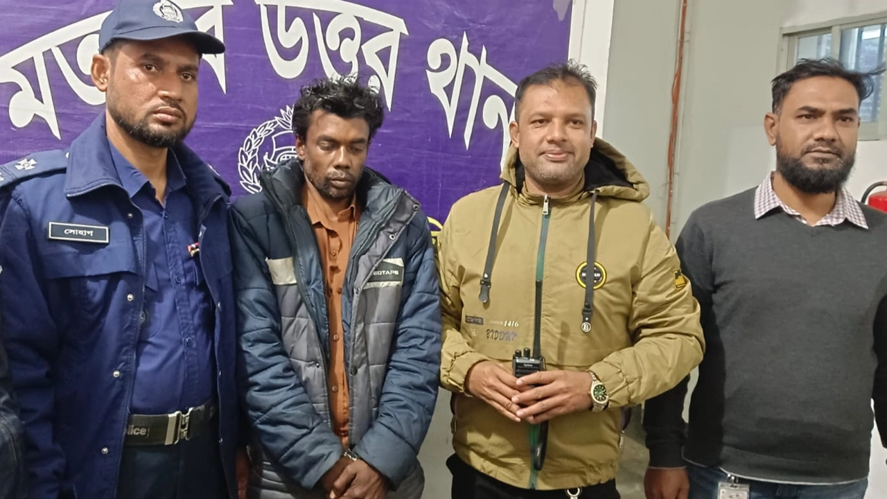 গ্রেপ্তার মো. রাসেল মিয়া। ছবি : কালবেলা