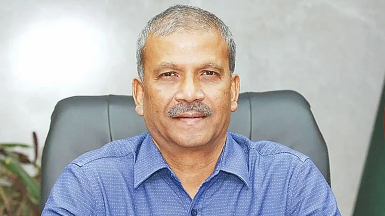 আইন উপদেষ্টা আসিফ নজরুল