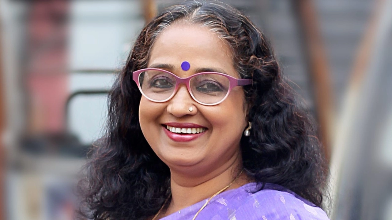 অভিনেত্রী মোমেনা চৌধুরী। ছবি : সংগৃহীত
