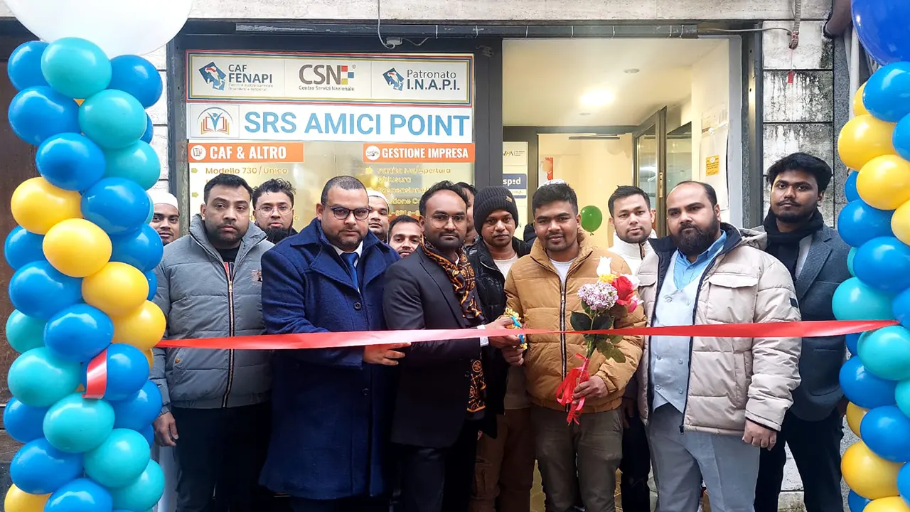 ইতালিতে প্রবাসীদের সেবাদান প্রতিষ্ঠান সিএসএন বাংলা থিয়েনে শাখার উদ্বোধন। ছবি : কালবেলা