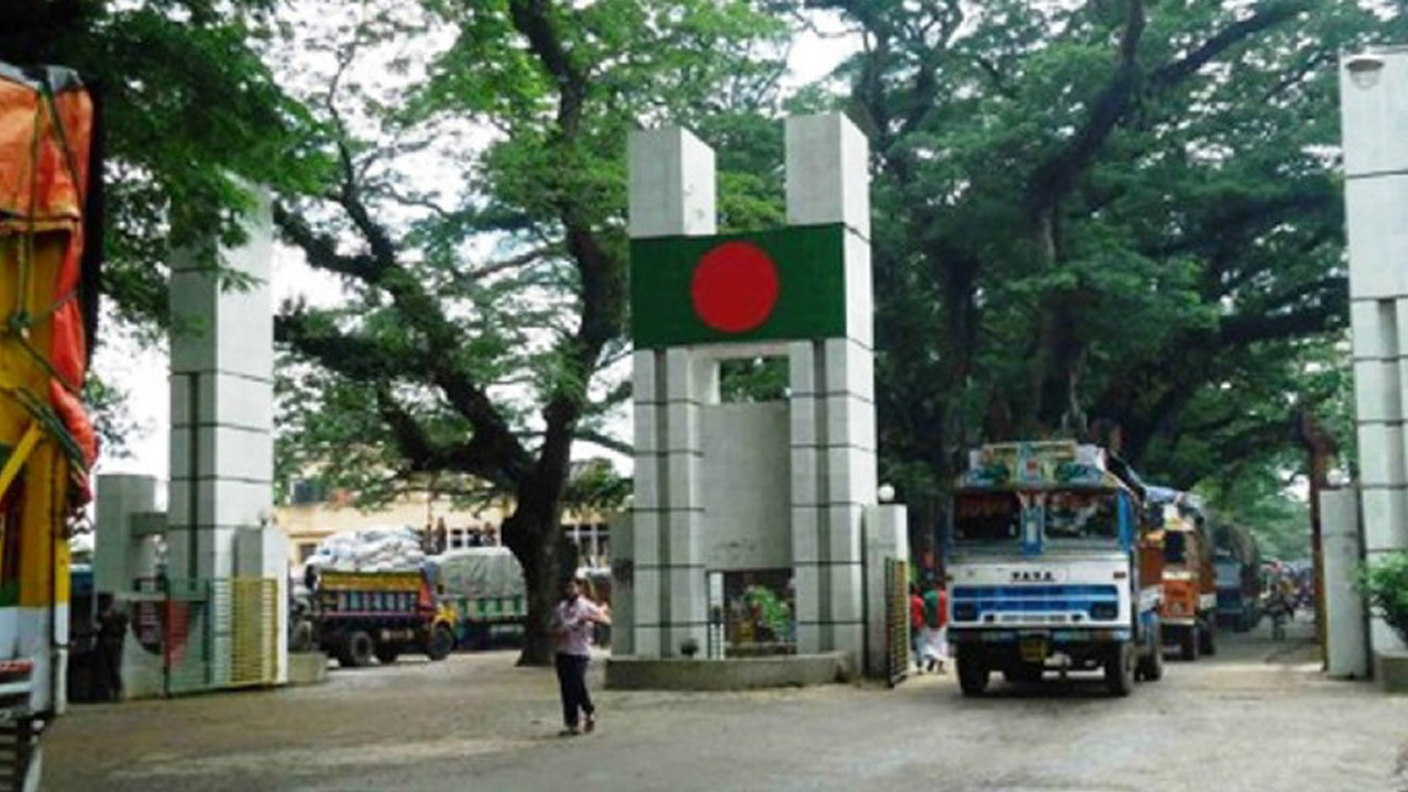 বেনাপোল বন্দর গেট। ছবি : সংগৃহীত
