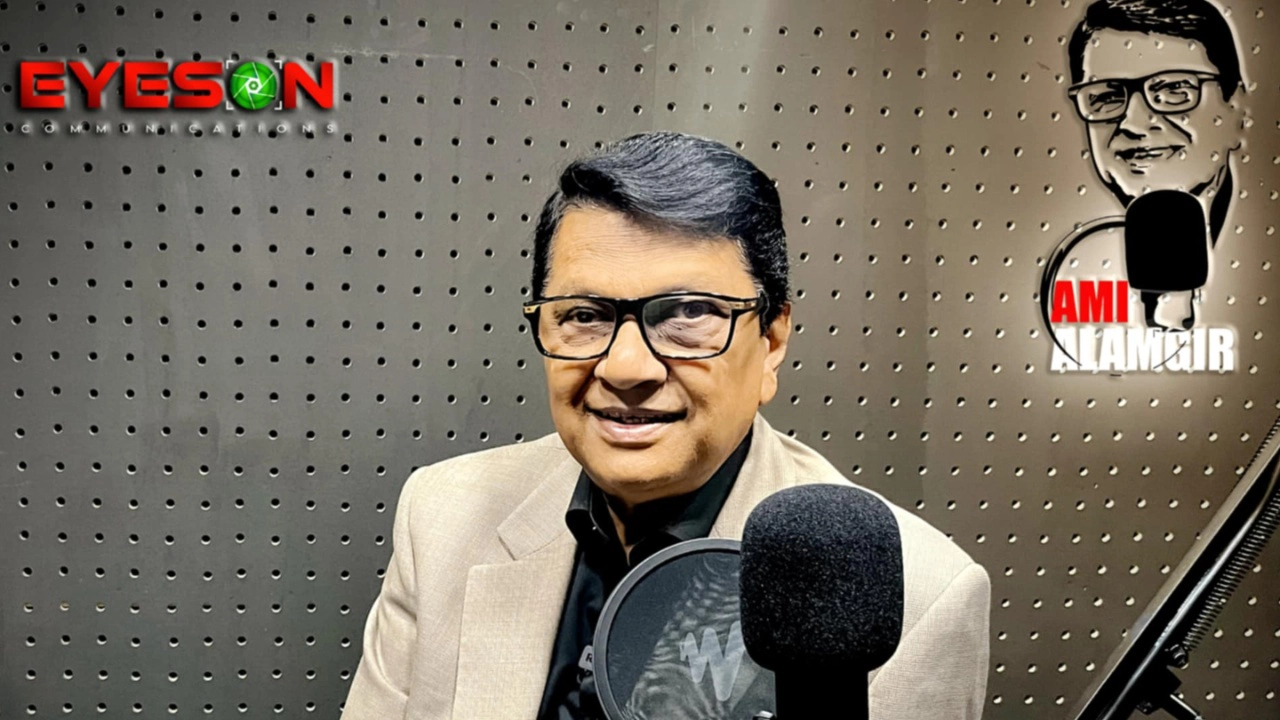 পডকাস্ট শোতে নায়ক আলমগীর। ছবি : সংগৃহীত