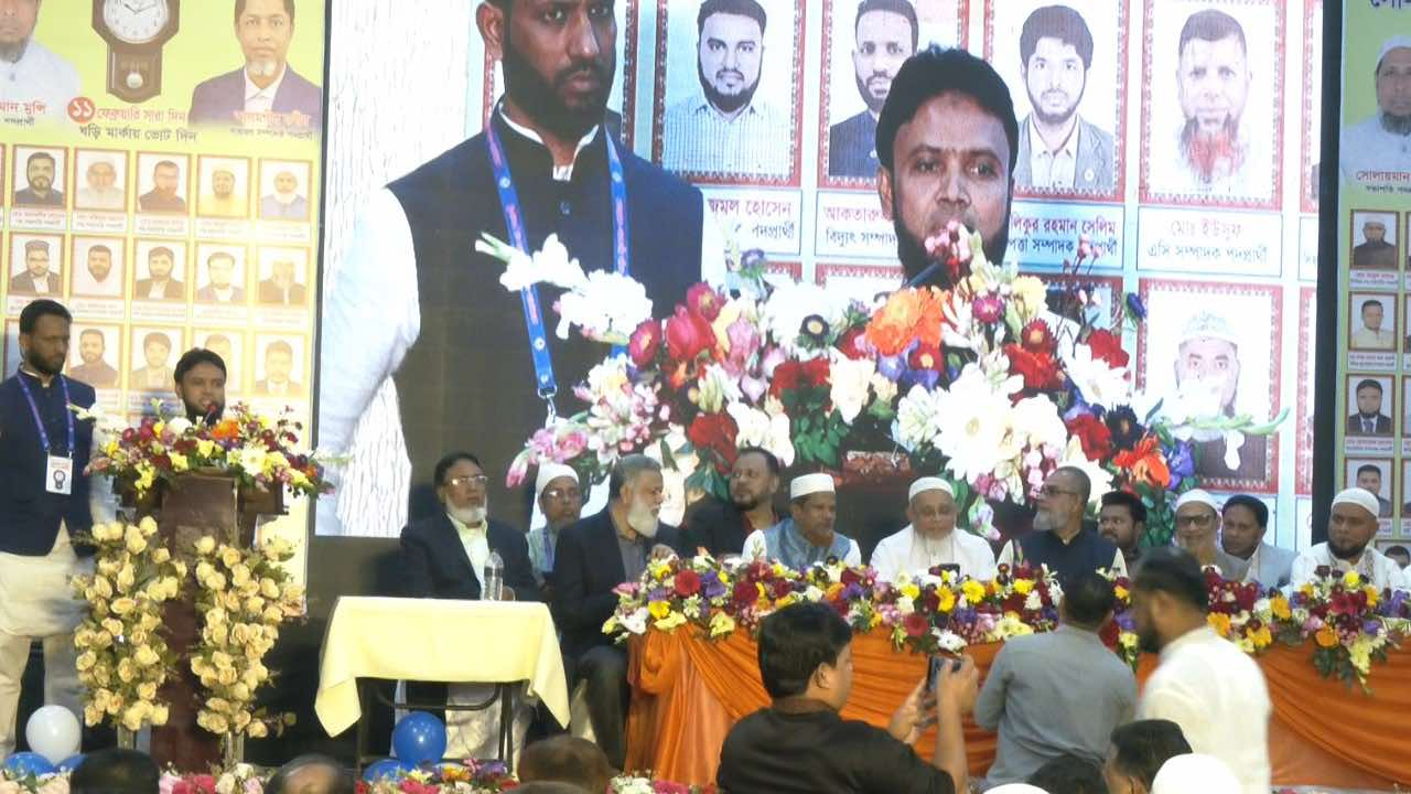 ইস্টার্ন মল্লিকা দোকান মালিক সমিতির প্রার্থী পরিচিতি সভা। ছবি : কালবেলা