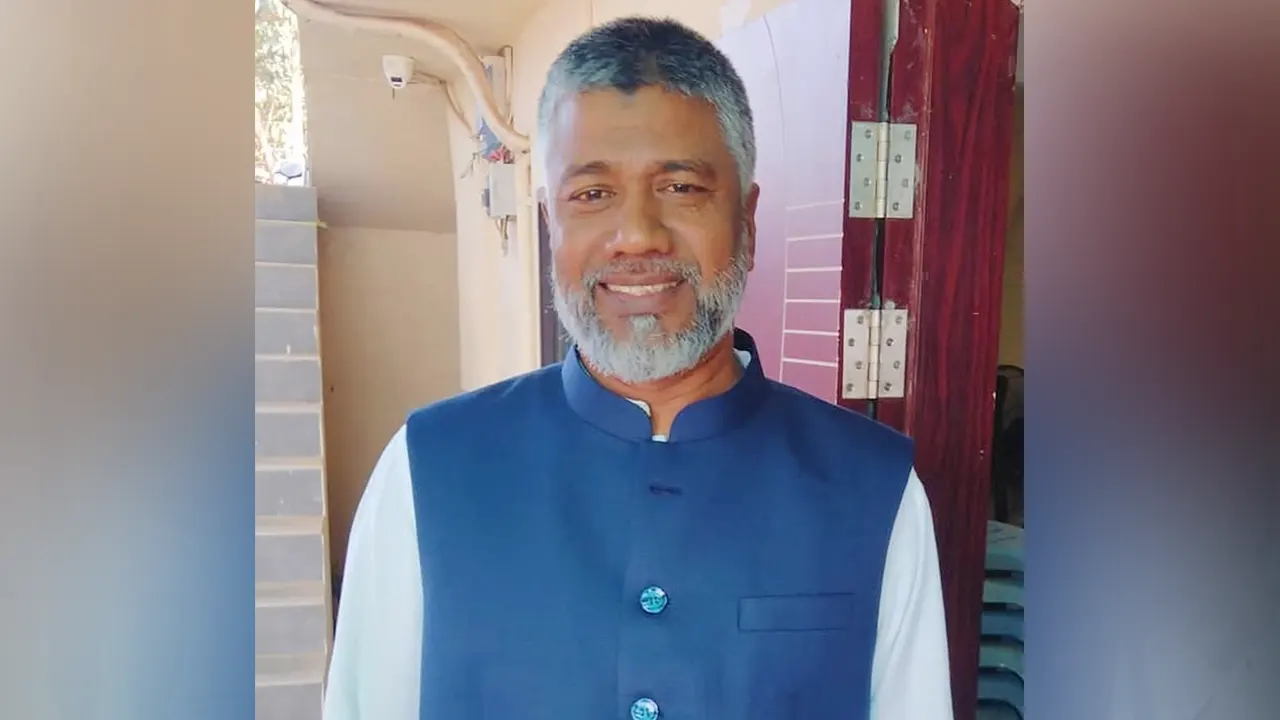 আটক আ.লীগ নেতা মনসুর আলী। ছবি : সংগৃহীত