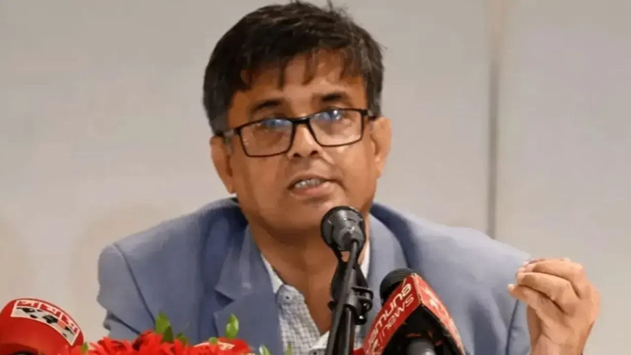 প্রধান উপদেষ্টার প্রেস সচিব শফিকুল আলম। ছবি : সংগৃহীত