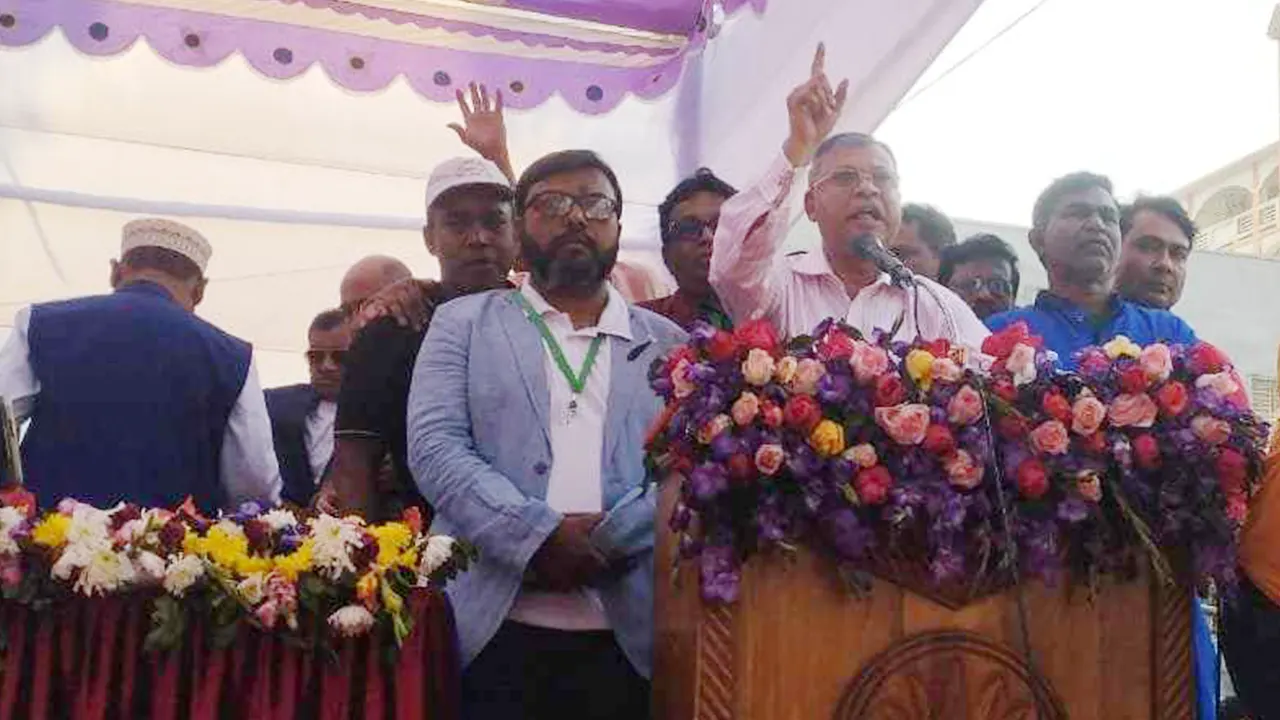 রাজধানীর মগবাজারে থানা বিএনপির কর্মীসভায় বক্তব্য দেন সাইফুল আলম নীরব। ছবি : কালবেলা