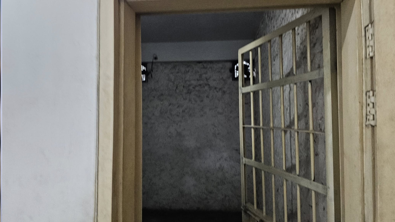 আয়নাঘর। ছবি : সংগৃহীত