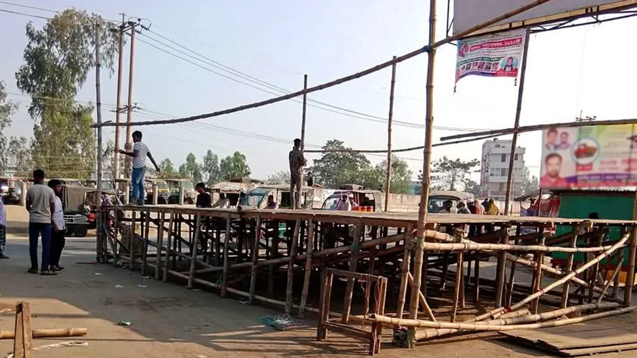 লালন স্মরণোৎসবের মঞ্চ। ছবি : কালবেলা