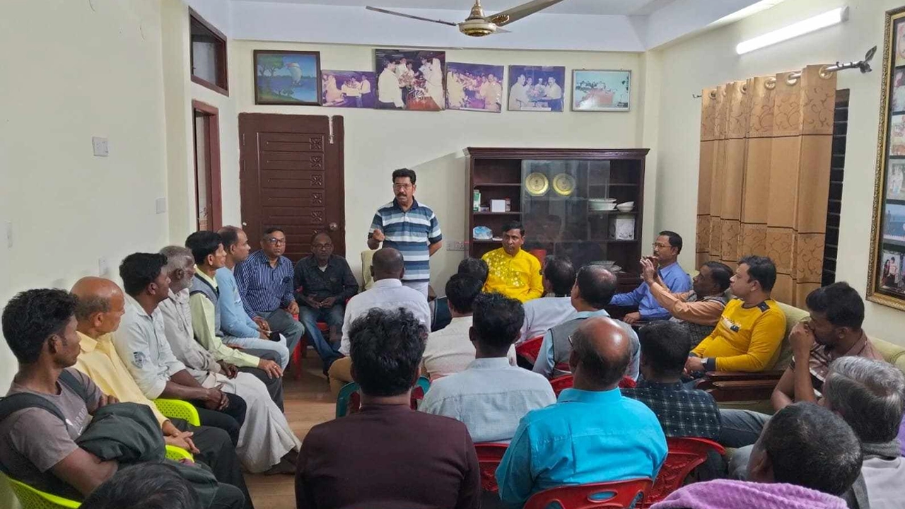 পূজা উদযাপন ফ্রন্টের প্রতিনিধি সভা। ছবি : কালবেলা