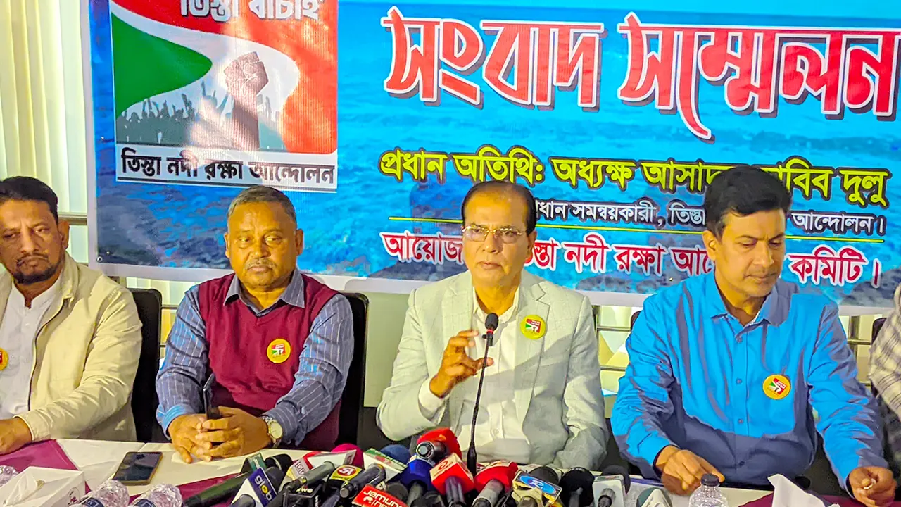 রংপুরে সংবাদ সম্মেলনে কথা বলেন আসাদুল হাবিব দুলু। ছবি : কালবেলা