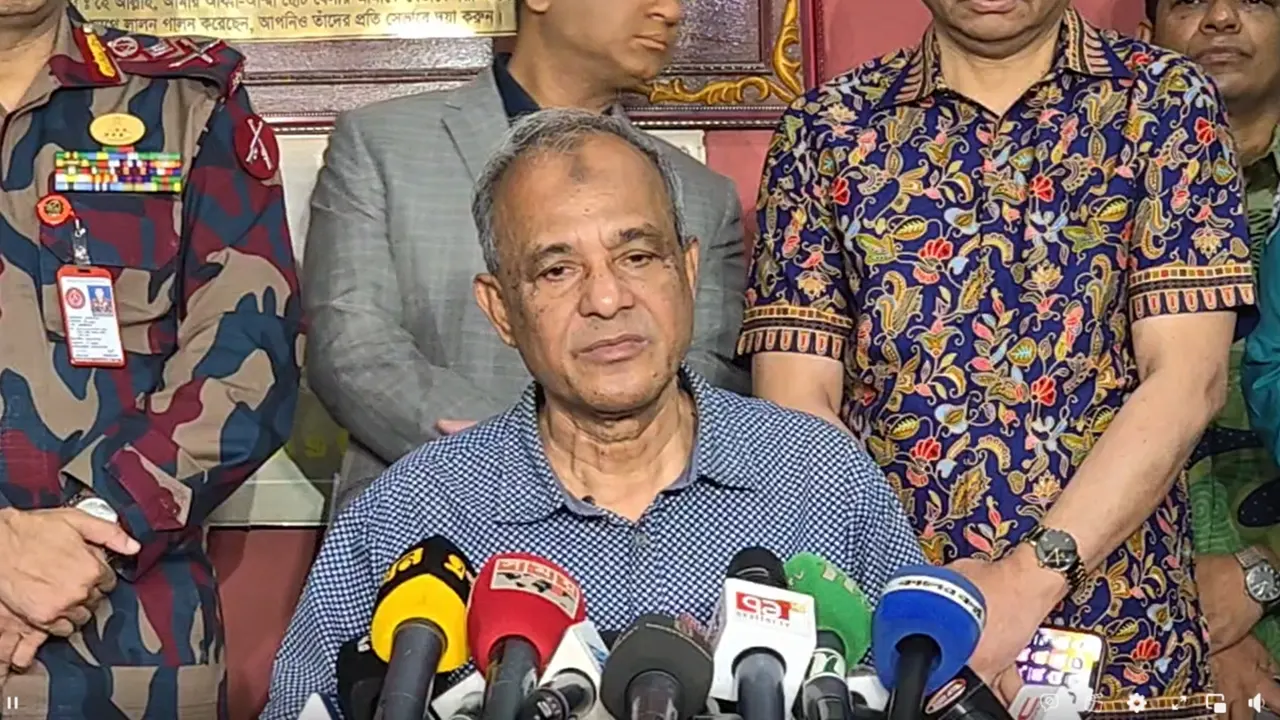 স্বরাষ্ট্র উপদেষ্টা লেফটেন্যান্ট জেনারেল (অব.) মো. জাহাঙ্গীর আলম চৌধুরী। ছবি : সংগৃহীত
