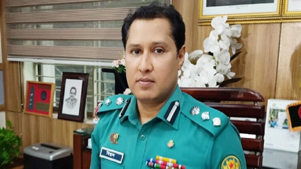 ডিএমপির সাবেক যুগ্ম কমিশনার বিপ্লব কুমার সরকার। পুরোনো ছবি