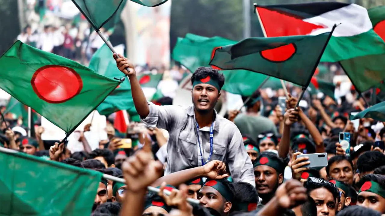 জুলাই বিপ্লবে আন্দোলনরত শিক্ষার্থীরা। ছবি : সংগৃহীত