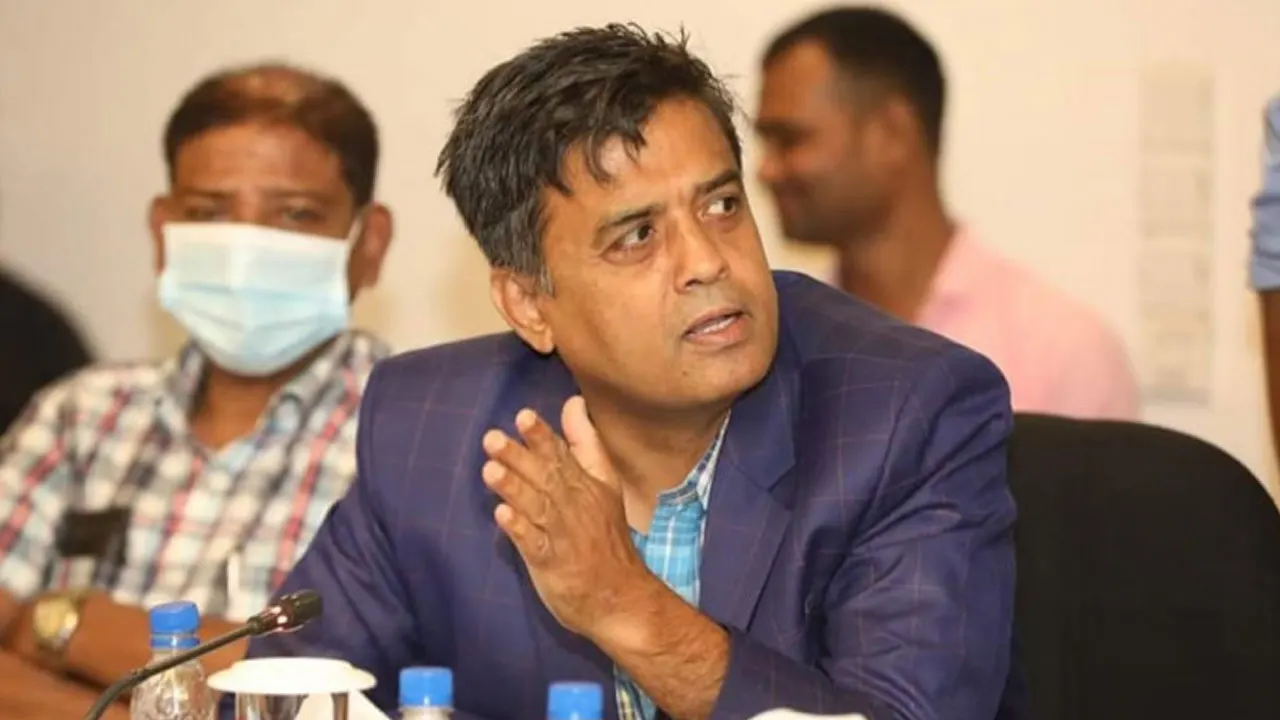 অন্তর্বর্তী সরকারের প্রধান উপদেষ্টার প্রেস সচিব শফিকুল আলম