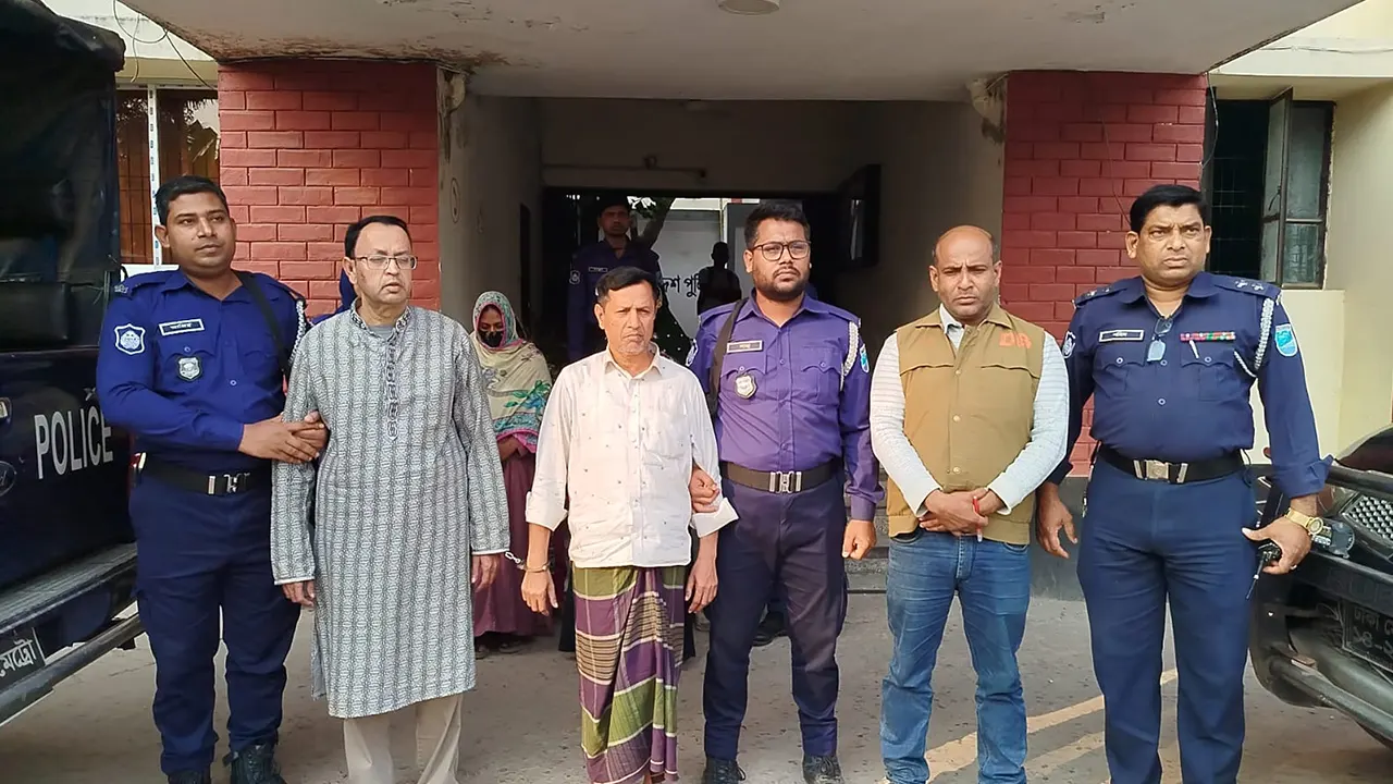 সাংবাদিক পিটিয়ে ‘মাইর কম হয়েছে’ বলা সেই বিএনপি নেতা বহিষ্কার