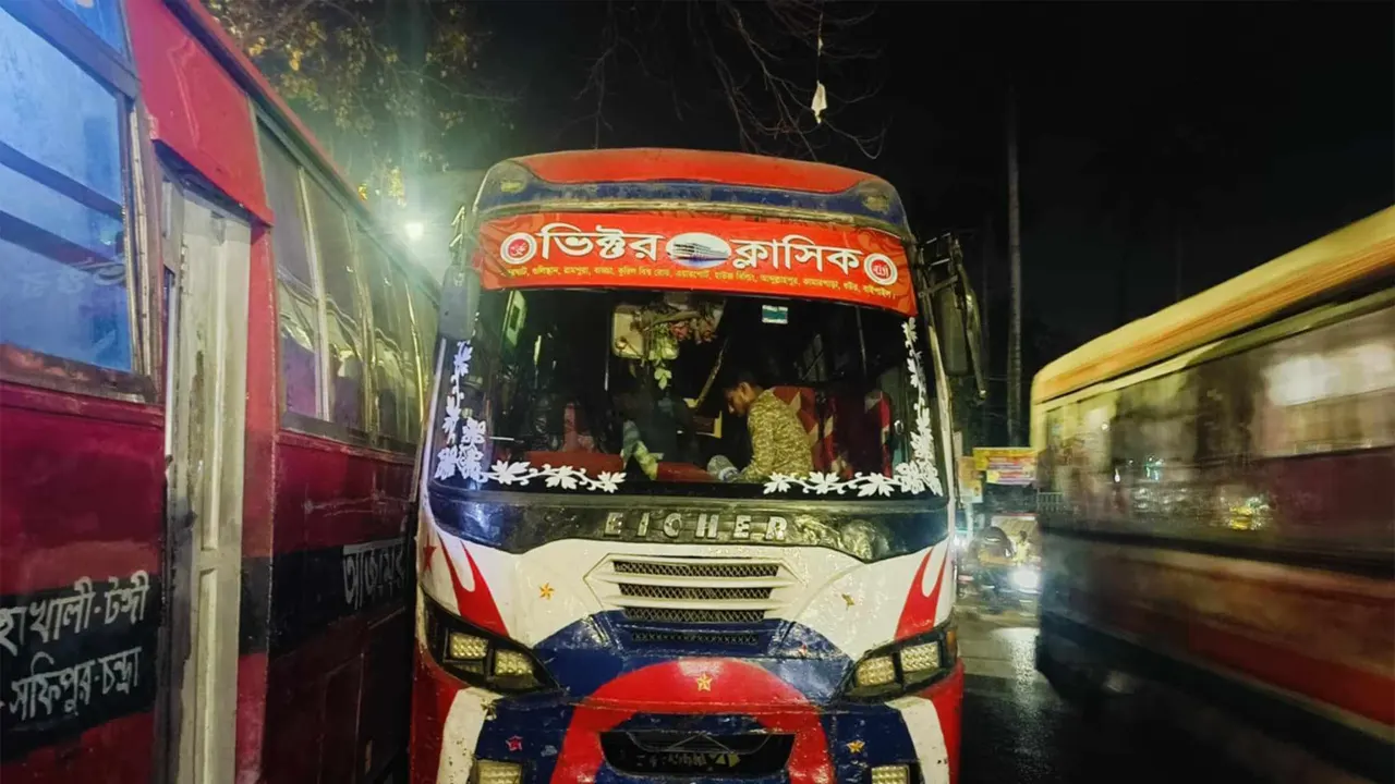 খুবিতে নৈয়ায়িকের নেতৃত্বে তামিম-খালিদ