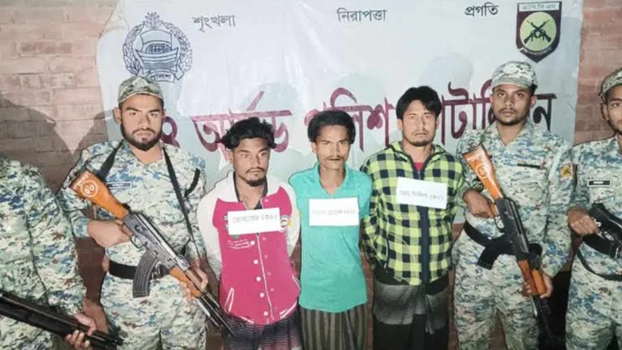 গ্রেপ্তার চার আসামির মধ্যে তিনজন। ছবি : সংগৃহীত