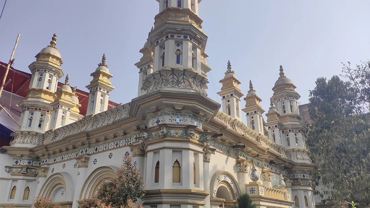 ওলী মিয়া কন্ট্রাক্টর জামে মসজিদ। ছবি : কালবেলা