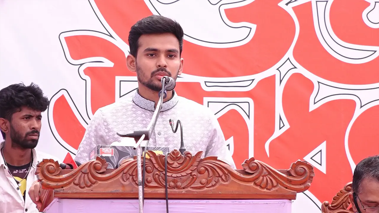 যুব ও ক্রীড়া মন্ত্রণালয়ের উপদেষ্টা আসিফ মাহমুদ সজীব ভুঁইয়া। ছবি : কালবেলা