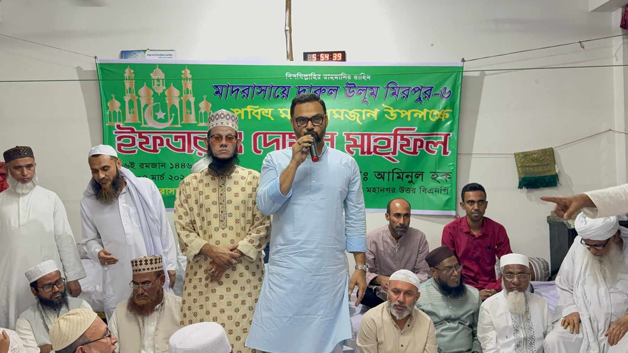 বক্তব্য রাখছেন বিএনপির কেন্দ্রীয় ক্রীড়া বিষয়ক সম্পাদক আহ্বায়ক আমিনুল হক। ছবি : সংগৃহীত