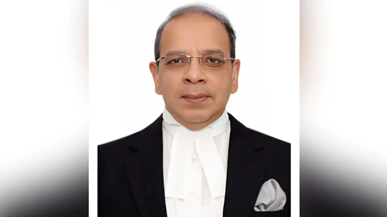 স্বতন্ত্র সচিবালয় প্রতিষ্ঠার তাগিদ প্রধান বিচারপতির