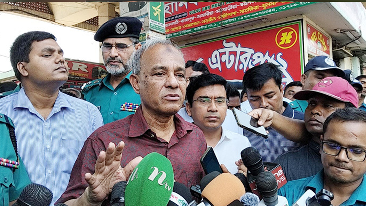 স্বরাষ্ট্র উপদেষ্টা মো. জাহাঙ্গীর আলম চৌধুরী। ছবি : সংগৃহীত