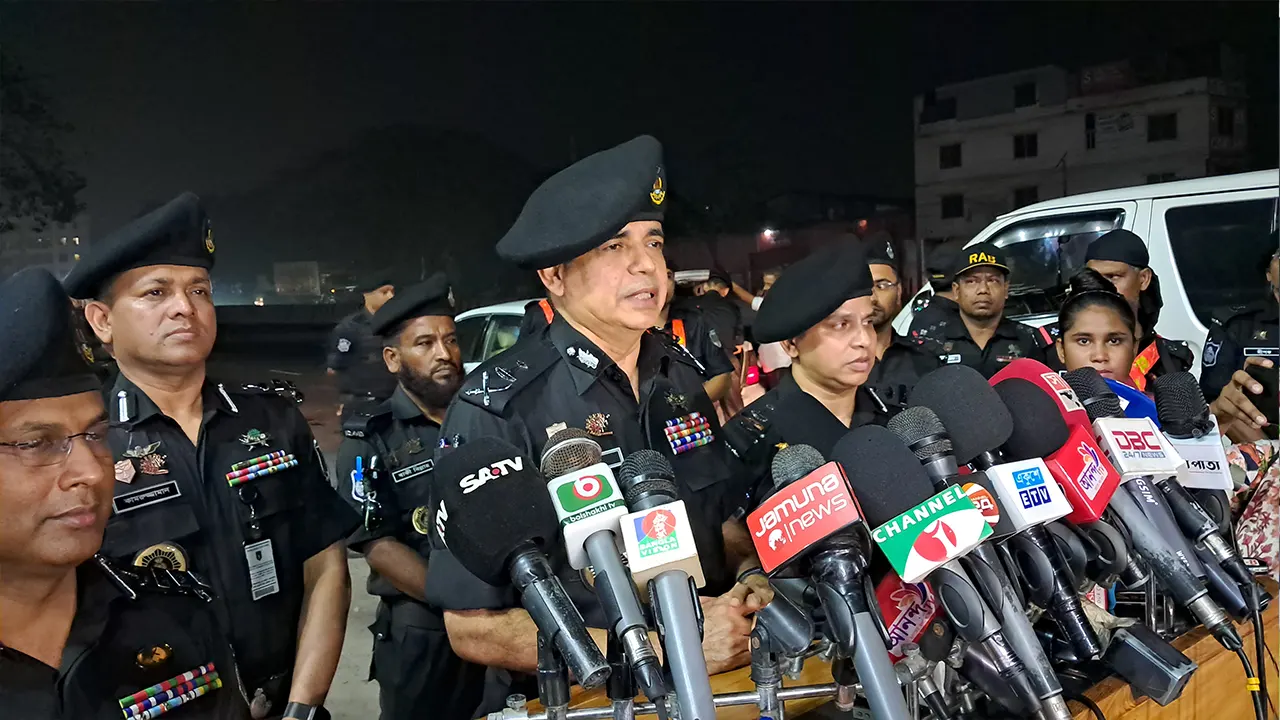 র‌্যাপিড অ্যাকশন ব্যাটালিয়নের (র‌্যাব) মহাপরিচালক এ কে এম শহিদুর রহমান। ছবি : কালবেলা