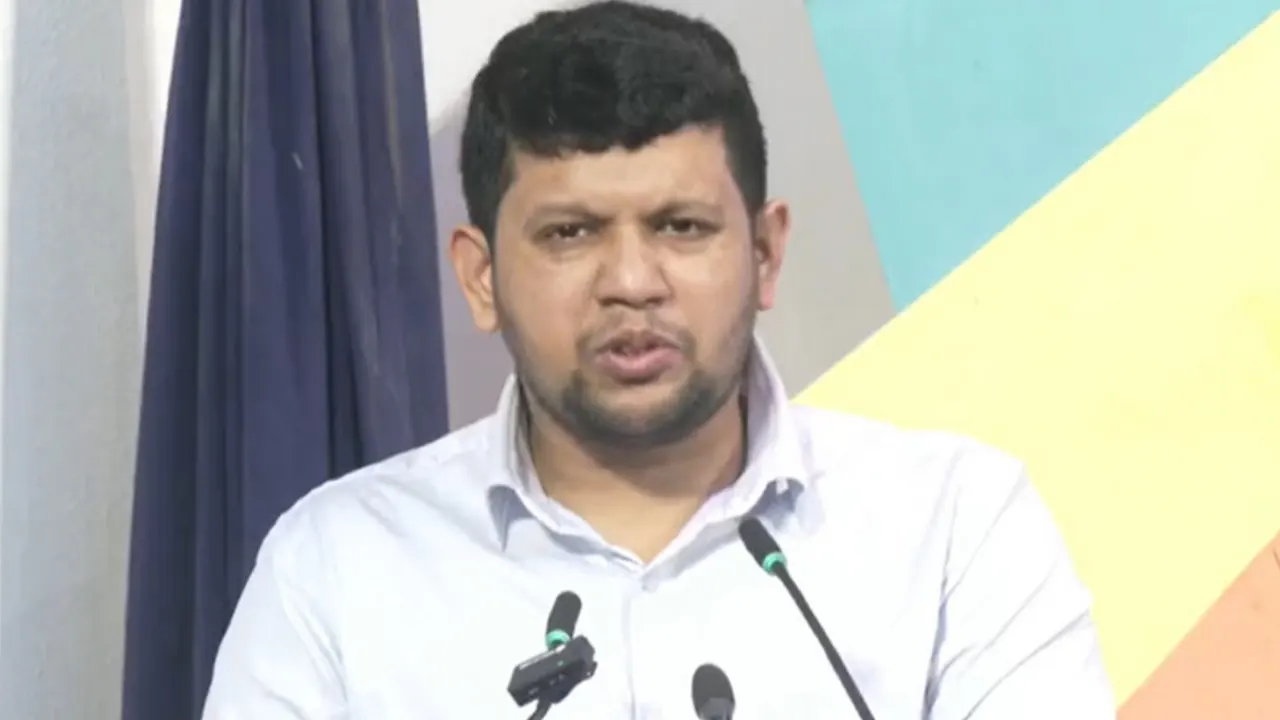তথ্য ও সম্প্রচার উপদেষ্টা মাহফুজ আলম। ছবি : সংগৃহীত