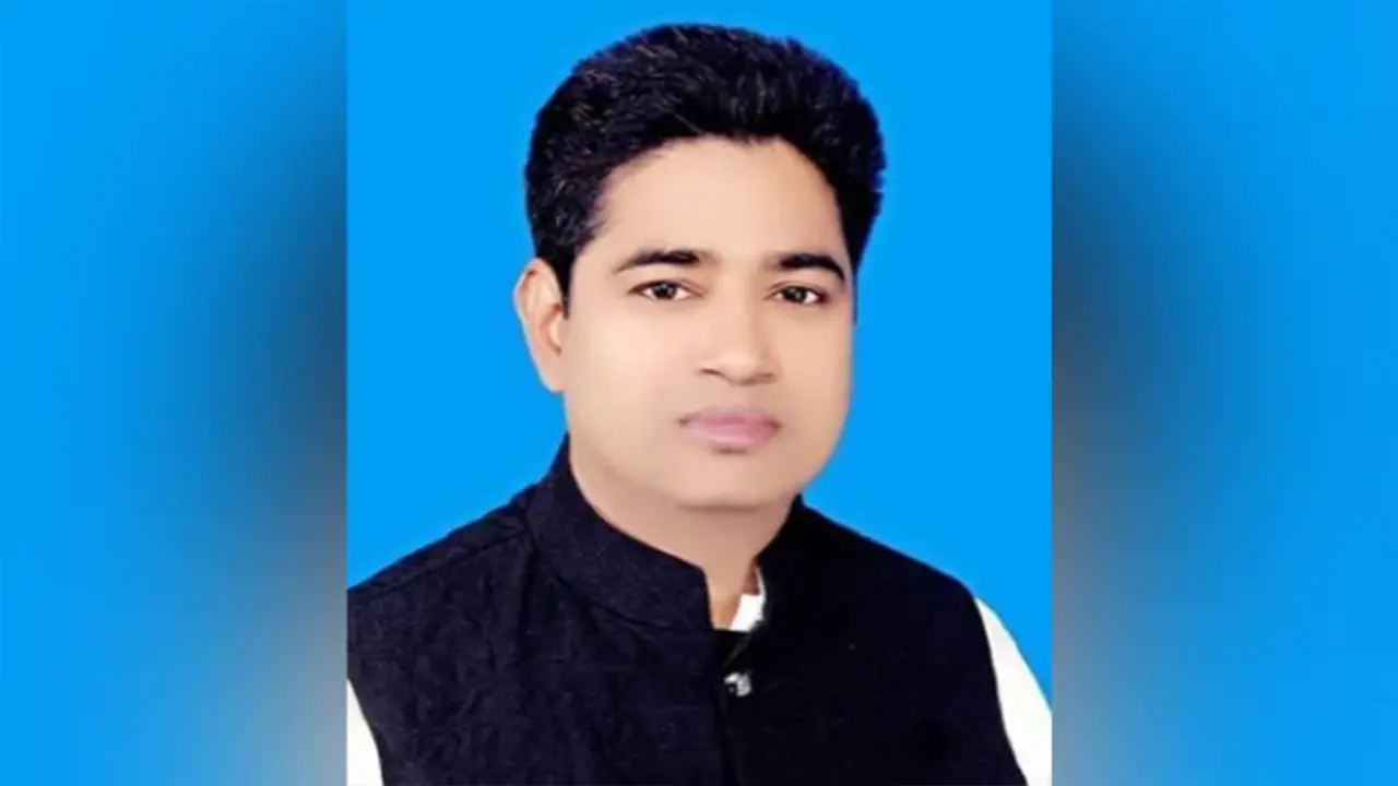 উপজেলা আওয়ামী লীগের সাংগঠনিক সম্পাদক ও দিঘলিয়া সদর ইউনিয়ন পরিষদের সাবেক চেয়ারম্যান মোল্লা ফিরোজ হোসেন। ছবি : সংগৃহীত