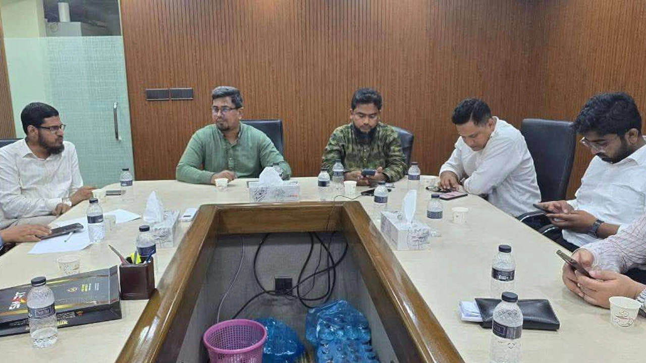 রাজধানী ঢাকায় ঠাকুরগাঁও উন্নয়ন ফোরামের মিটিং। ছবি : কালবেলা