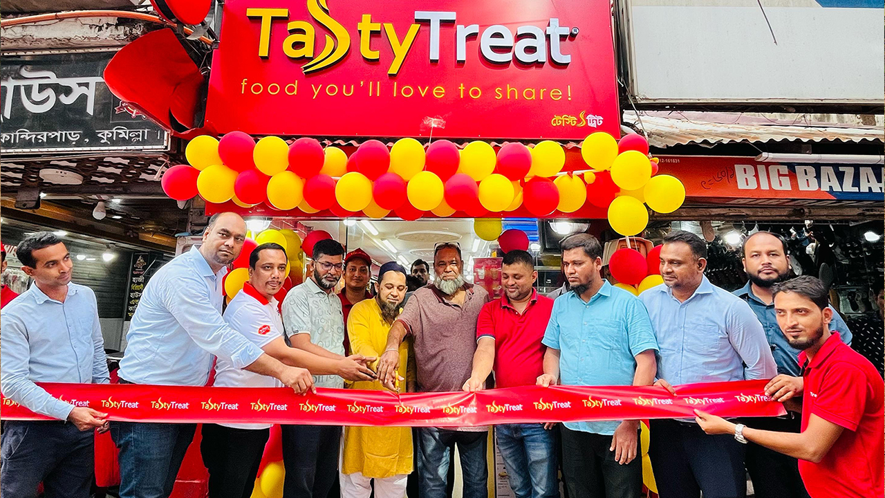 কুমিল্লায় ‘টেস্টি ট্রিট’-এর আরেকটি শোরুম চালু। সৌজন্য ছবি