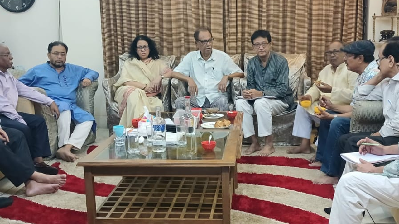 জেএসডির স্থায়ী কমিটির সভায় নেতাকর্মীরা। ছবি : কালবেলা