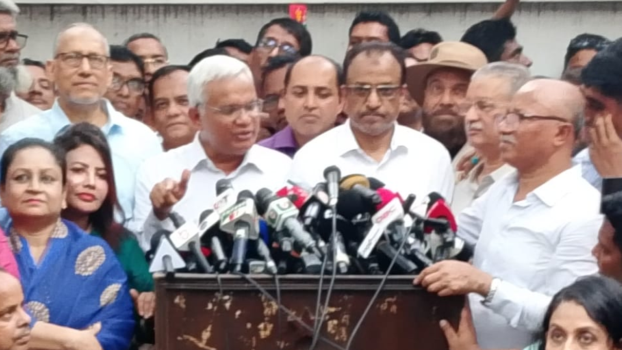 খালেদা জিয়া শারীরিক-মানসিকভাবে সুস্থ : ডা. জাহিদ